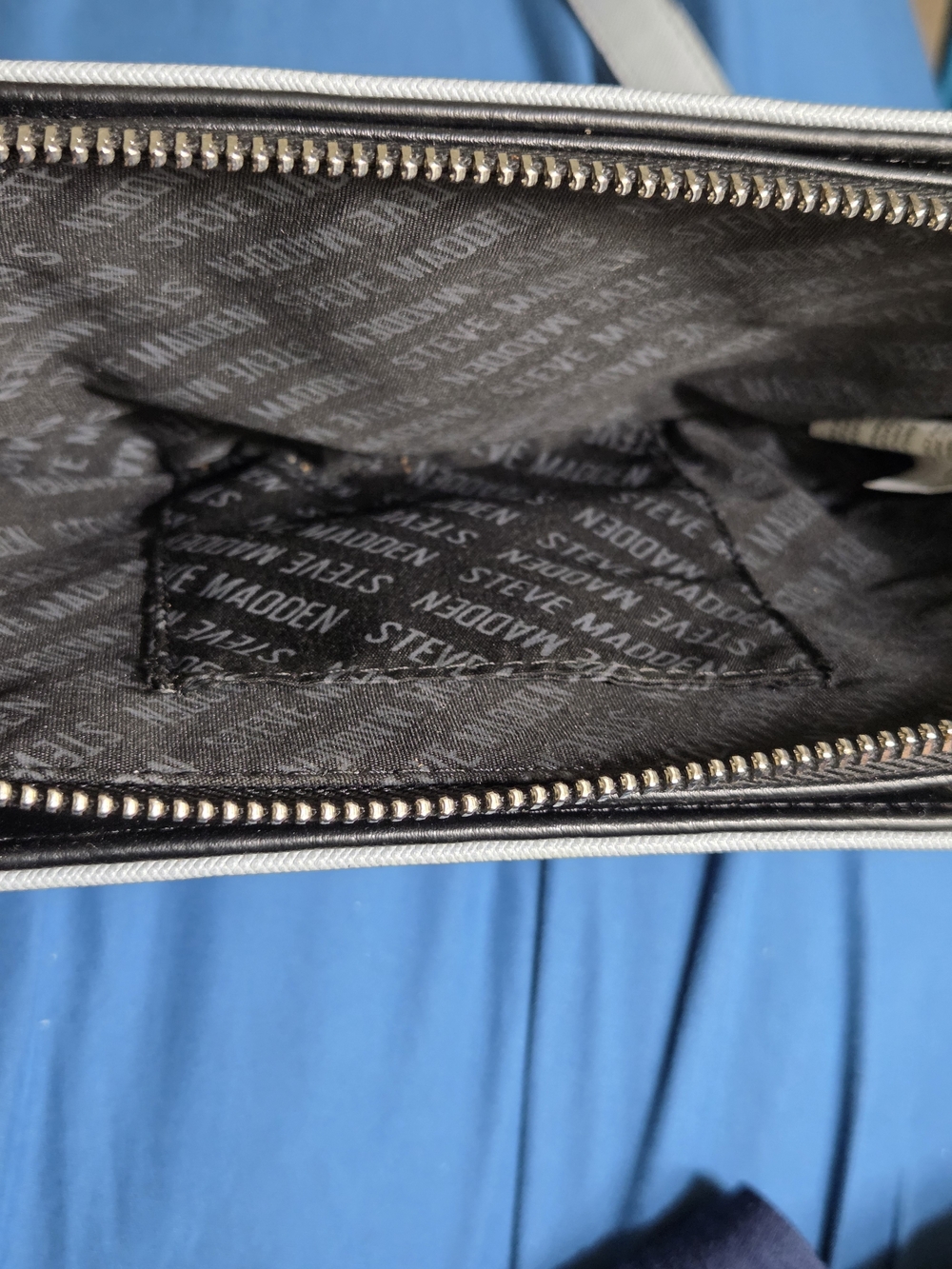 Steve Madden Light Gray Crossbody Bag - Picture 6 of 6